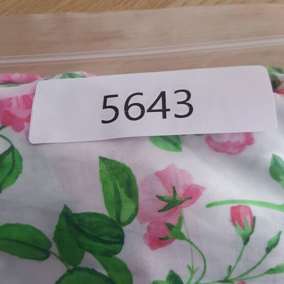 HILL HOUSE Womens Top Medium White Floral Crop Smocked THE ISABELLA Pink Roses - Picture 9 of 9